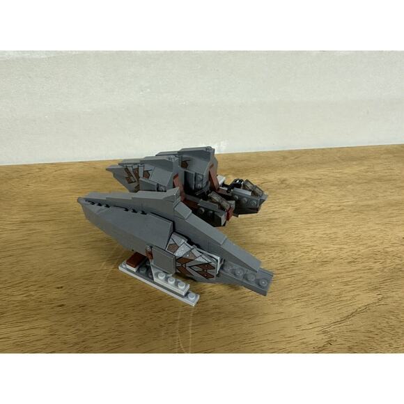 LEGO Star Wars: Sith Nightspeeder #7957 - Partially Complete Vehicle - No Figs - Picture 3 of 5